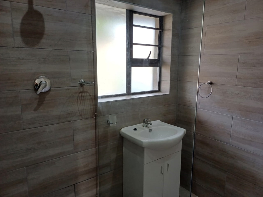 9 Bedroom Property for Sale in Greenfields Eastern Cape